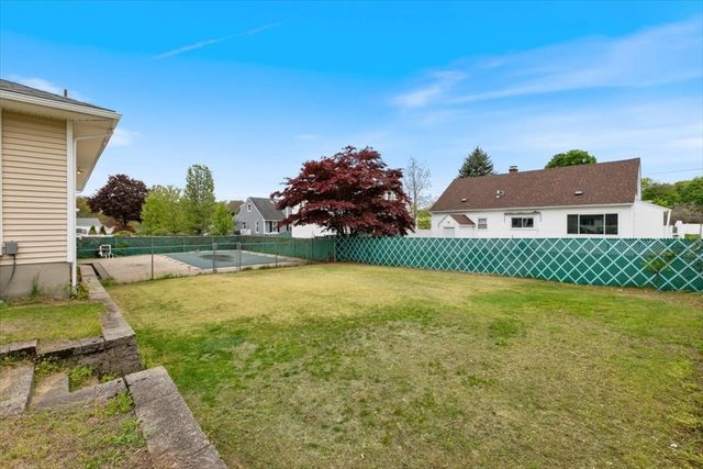 15 Erhardt Terrace, Methuen, MA 01844