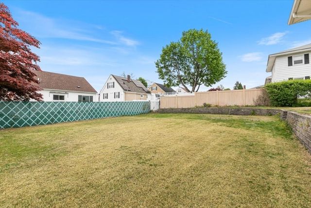 15 Erhardt Terrace, Methuen, MA 01844