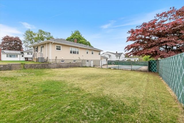 15 Erhardt Terrace, Methuen, MA 01844