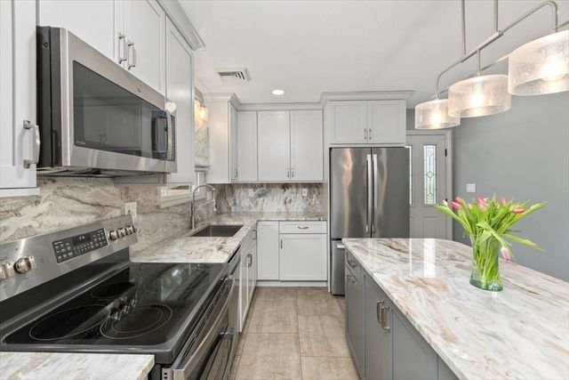 15 Erhardt Terrace, Methuen, MA 01844