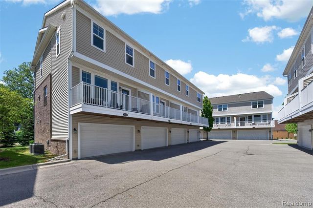 3534 Rochester Road, Royal Oak, MI 48073