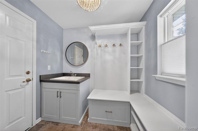 3534 Rochester Road, Royal Oak, MI 48073