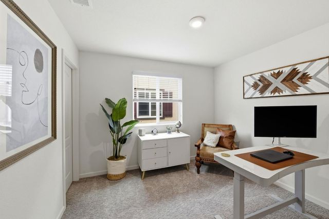 4008 Parkmoor Ln, Roseville, CA 95747
