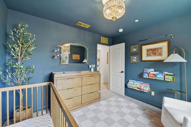 4008 Parkmoor Ln, Roseville, CA 95747
