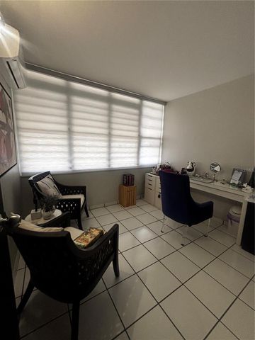 3 PLAZA 16 MA, Bayamon, PR 00961