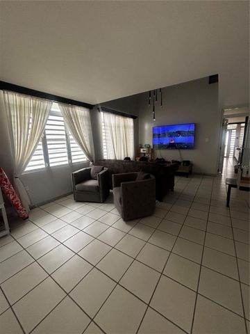 3 PLAZA 16 MA, Bayamon, PR 00961