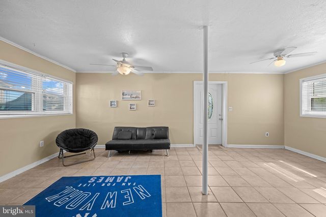 1220 GROVE AVE, Shady Side, MD 20764