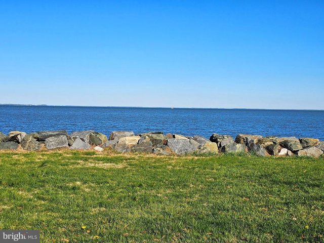 1220 GROVE AVE, Shady Side, MD 20764