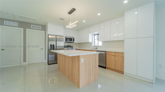 22860 SW 122nd PL, Miami, FL 33170