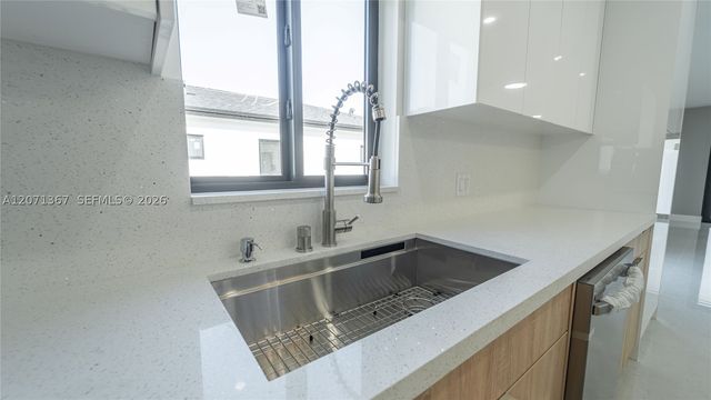 22860 SW 122nd PL, Miami, FL 33170