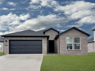 2410 Max Avenue, Bentonville, AR 72713