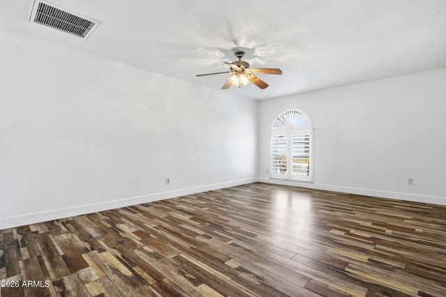 10316 W HAZELWOOD Avenue, Phoenix, AZ 85037