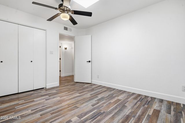 10316 W HAZELWOOD Avenue, Phoenix, AZ 85037