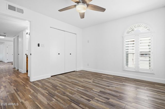 10316 W HAZELWOOD Avenue, Phoenix, AZ 85037