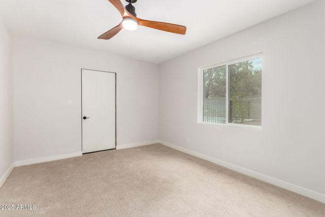 8002 N 5TH Avenue, Phoenix, AZ 85021