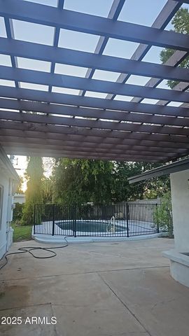 8002 N 5TH Avenue, Phoenix, AZ 85021