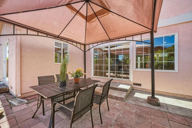 1402 Stemel Way, Milpitas, CA 95035