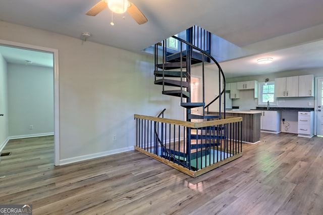 11 Electric Avenue, Clayton, GA 30525