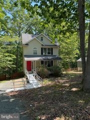 9 AUSTIN DR, Palmyra, VA 22963