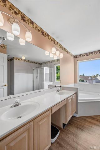 1283 Pinehurst View Drive, O'fallon, MO 63366
