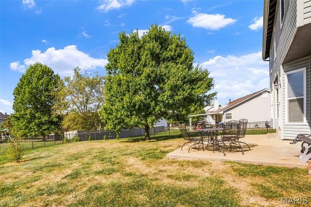 1283 Pinehurst View Drive, O'fallon, MO 63366