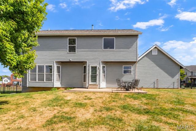 1283 Pinehurst View Drive, O'fallon, MO 63366