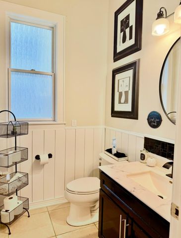 1905 Glendale Hills Drive NE, Rochester, MN 55906