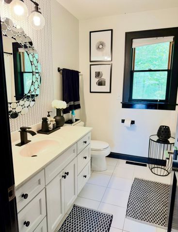 1905 Glendale Hills Drive NE, Rochester, MN 55906