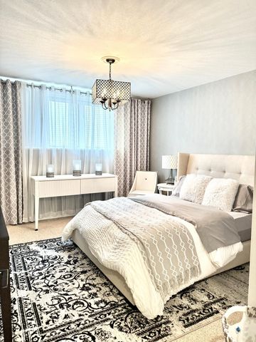 1905 Glendale Hills Drive NE, Rochester, MN 55906