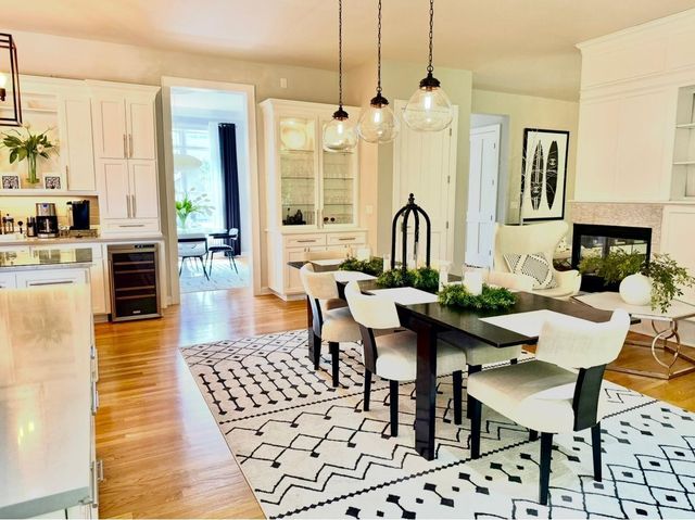 1905 Glendale Hills Drive NE, Rochester, MN 55906