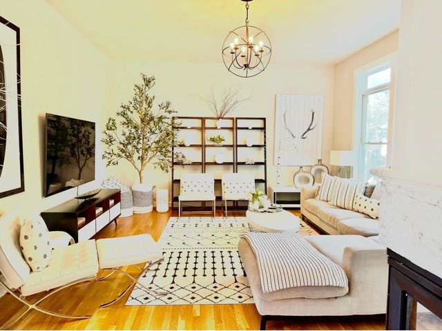 1905 Glendale Hills Drive NE, Rochester, MN 55906