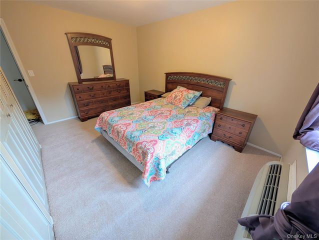 440 Carpenter Avenue 16, Newburgh, NY 12550