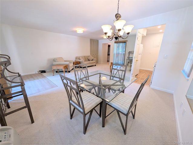 440 Carpenter Avenue 16, Newburgh, NY 12550