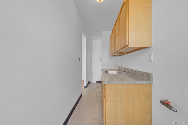 1015 Summit Avenue 6A, Bronx, NY 10452