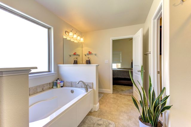2120 136th Street, Lubbock, TX 79423