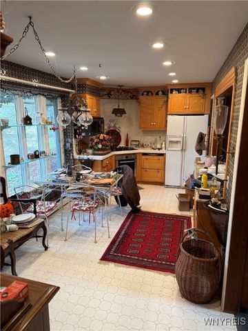 380 Chairfactory Road, Elma, NY 14059