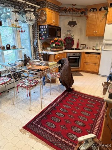 380 Chairfactory Road, Elma, NY 14059