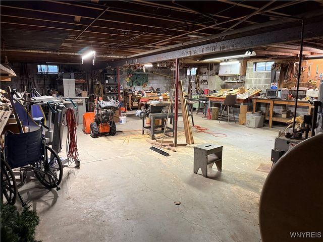 380 Chairfactory Road, Elma, NY 14059