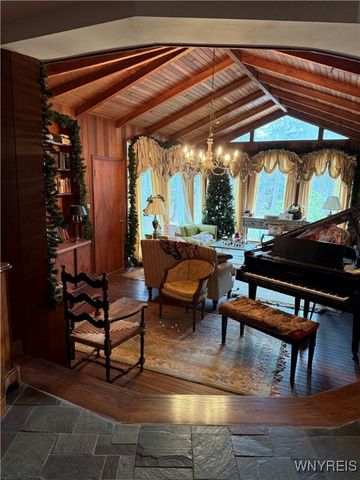 380 Chairfactory Road, Elma, NY 14059