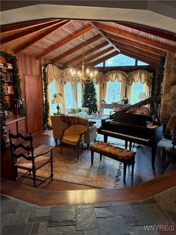 380 Chairfactory Road, Elma, NY 14059