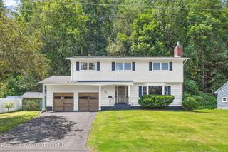 32 Redwood Road, Saugerties, NY 12477