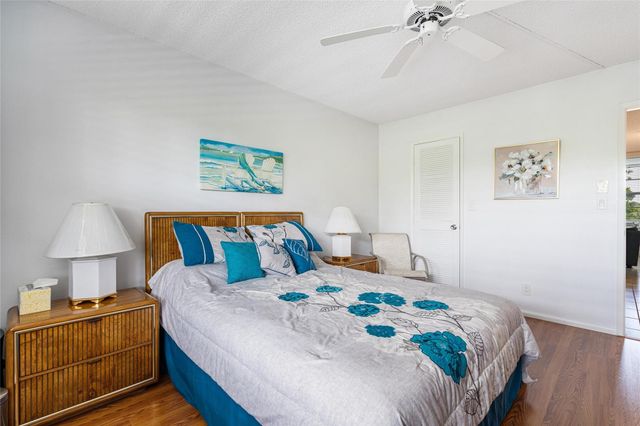3507 Oaks Way 310, Pompano Beach, FL 33069