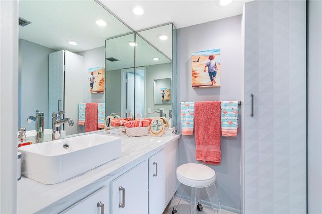 3507 Oaks Way 310, Pompano Beach, FL 33069