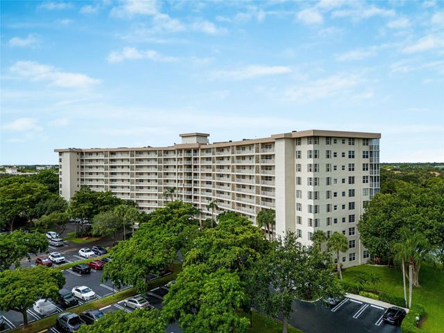 3507 Oaks Way 310, Pompano Beach, FL 33069