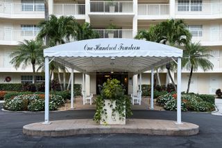 3507 Oaks Way 310, Pompano Beach, FL 33069