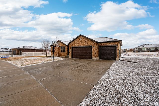 981 S RED BARN DR, Santaquin, UT 84655