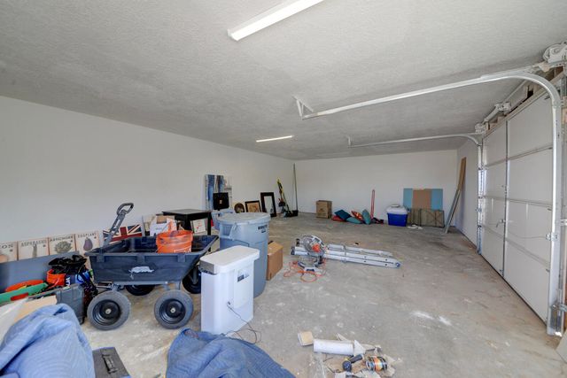 2913 Donna Maria Drive SW, Albuquerque, NM 87121