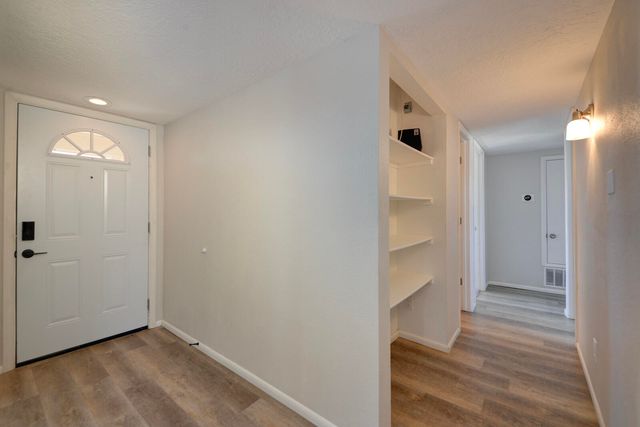 2913 Donna Maria Drive SW, Albuquerque, NM 87121