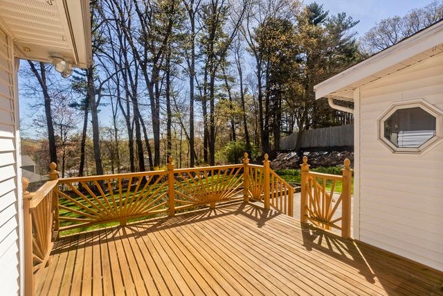 75 Hilldale Rd, Ashland, MA 01721