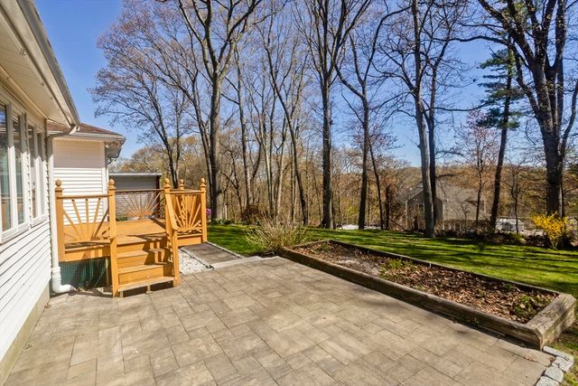 75 Hilldale Rd, Ashland, MA 01721